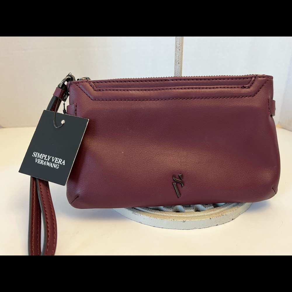 Simply Vera Vera Wang plum wristlet